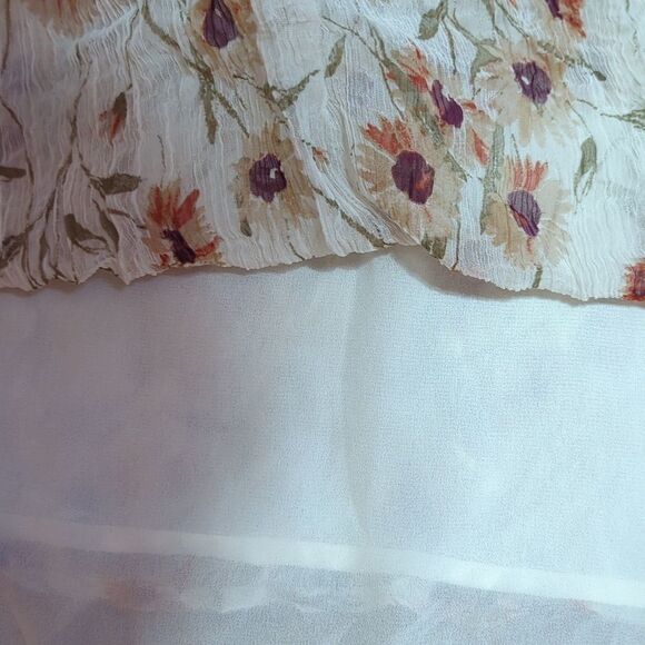 Lucky Brand Sheer Layered Floral Top with Flowing Bell Sleeves Large - Picture 4 of 8